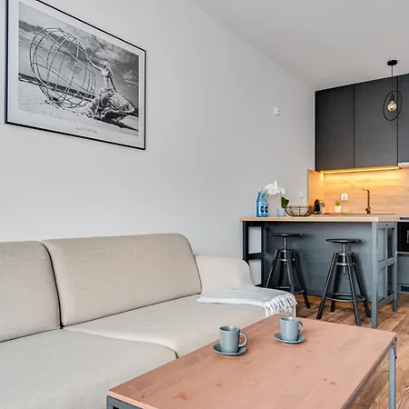 Prime Time - 24h Check -in - Parking W Cenie Vratislav