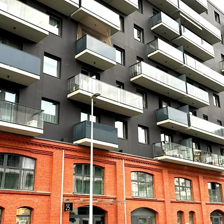 Prime Time - 24h Check -in - Parking W Cenie Apartment *