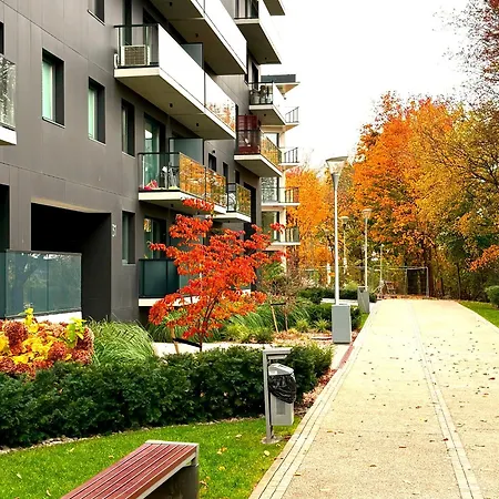 Prime Time - 24h Check -in - Parking W Cenie Wroclaw